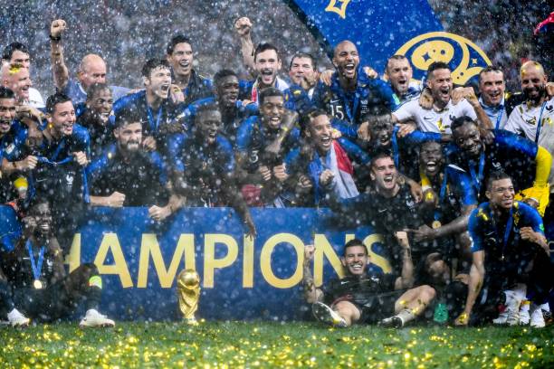 激情洋溢的 激情洋溢的